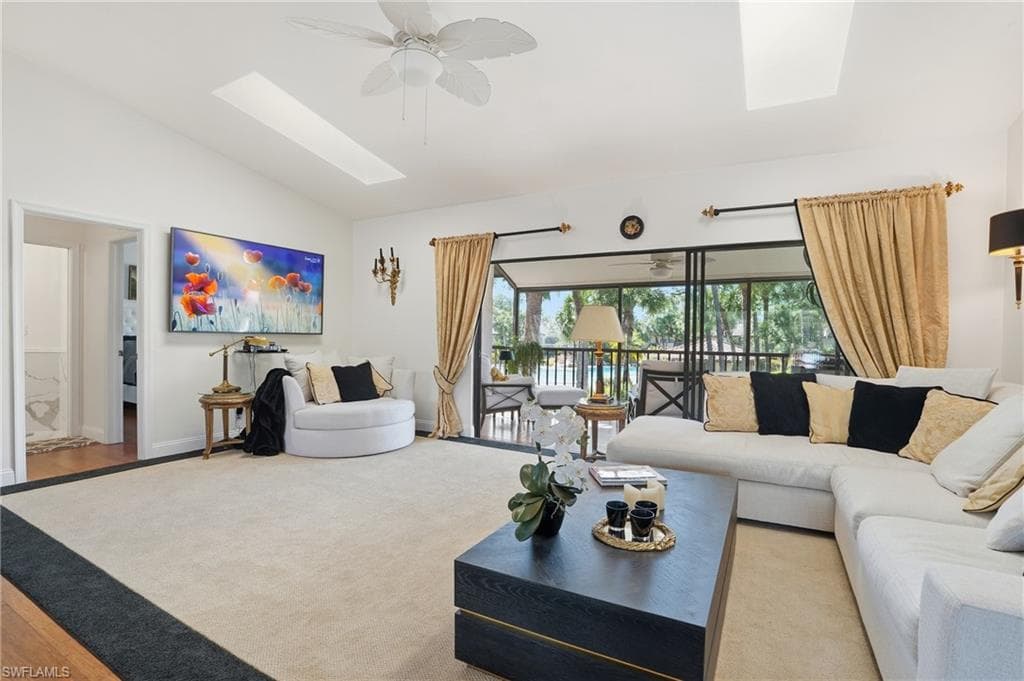 3231 Horse Carriage WAY # 10, NAPLES FL 34105-3