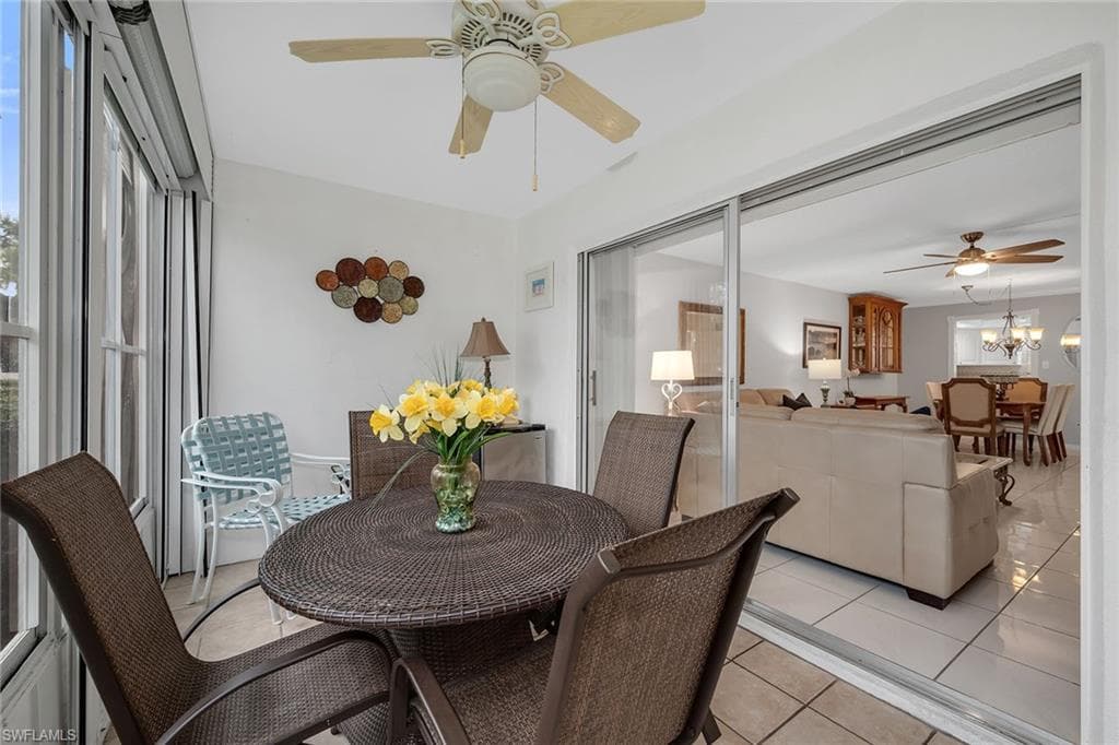 200 Valley Stream DR # 3B, NAPLES FL 34113-25