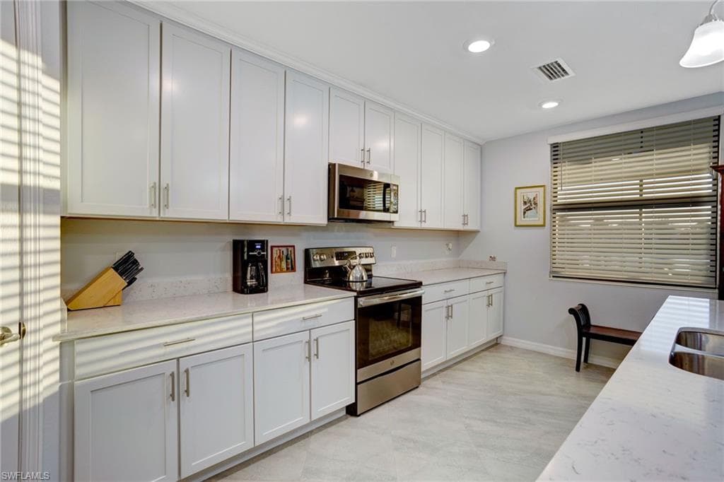 2351 Montserrat LN # 101, NAPLES FL 34120-24