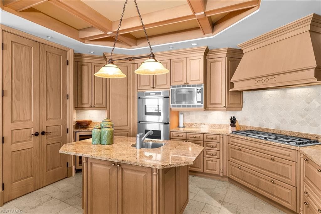 940 Cape Marco DR # 602, MARCO ISLAND FL 34145-19