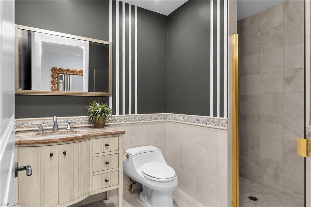 940 Cape Marco DR # 602, MARCO ISLAND FL 34145-37