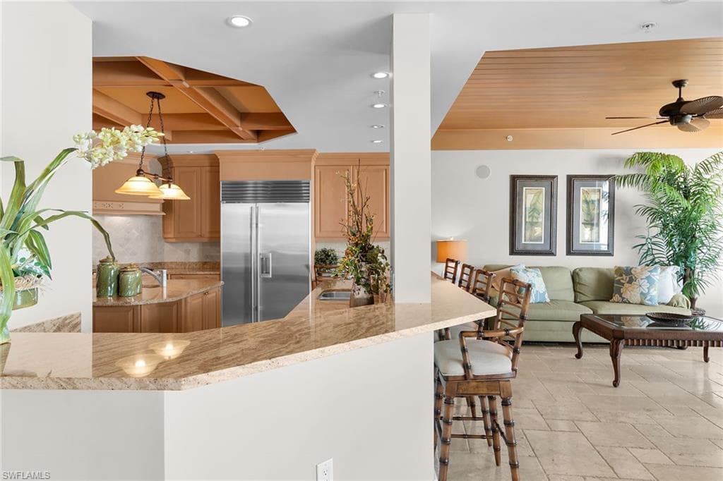 940 Cape Marco DR # 602, MARCO ISLAND FL 34145-10