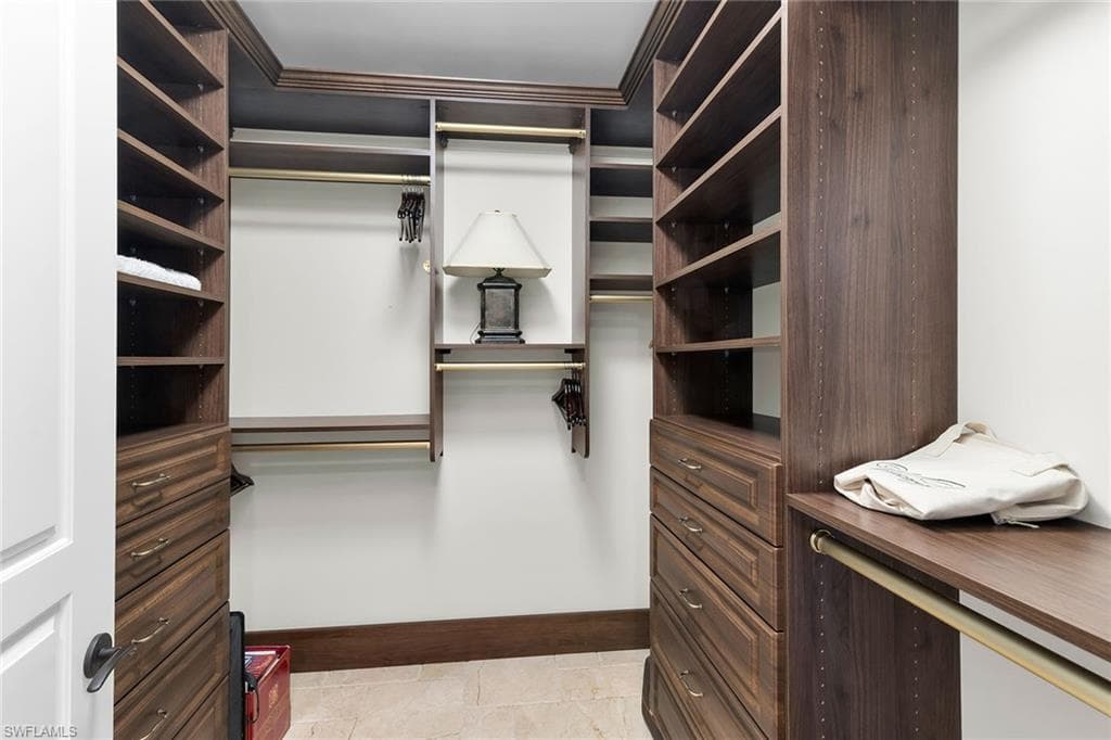 940 Cape Marco DR # 602, MARCO ISLAND FL 34145-24