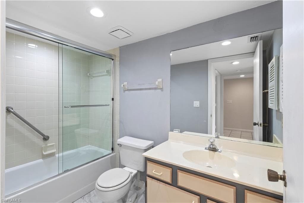 5697 RATTLESNAKE HAMMOCK RD # 105, NAPLES FL 34113-16