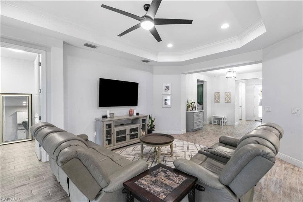 19763 Coconut Harbor CIR, FORT MYERS FL 33908-12