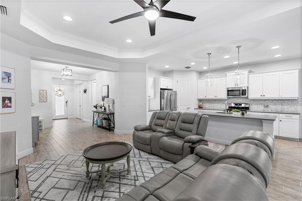 19763 Coconut Harbor CIR, FORT MYERS FL 33908-7