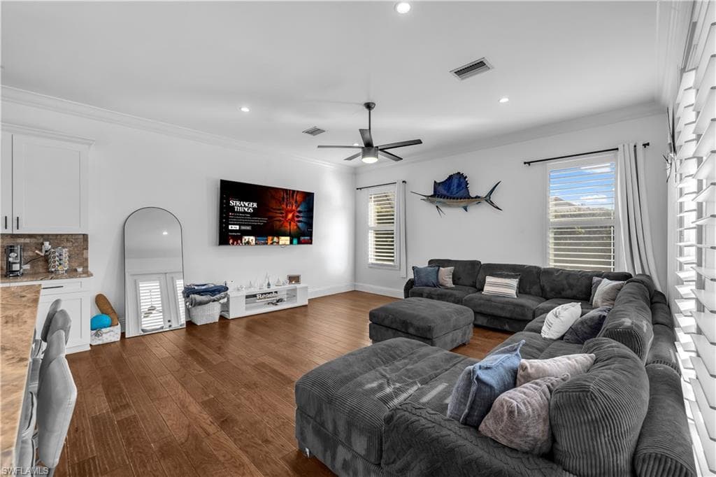 11141 Palmetto Ridge DR-19