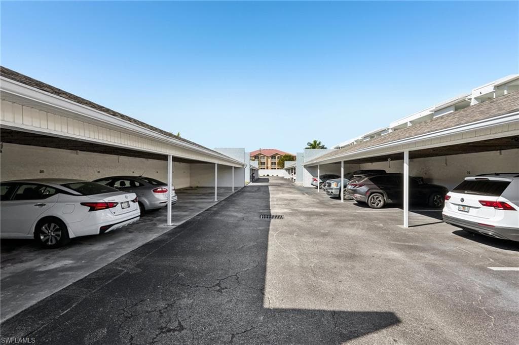 5959 Winkler RD # 305, FORT MYERS FL 33919-25