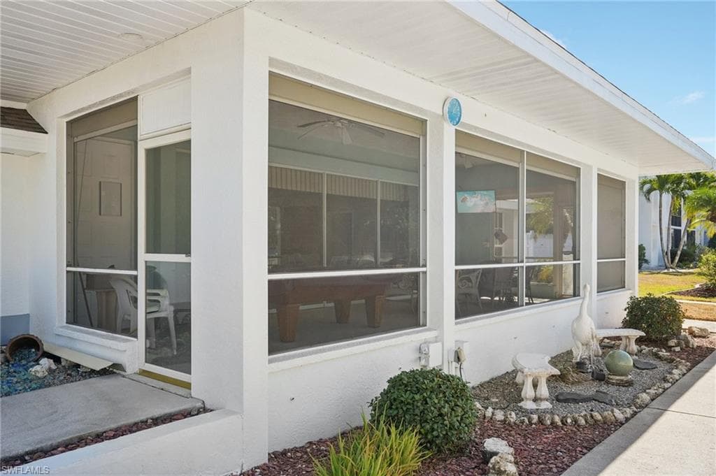 5959 Winkler RD # 305, FORT MYERS FL 33919-35