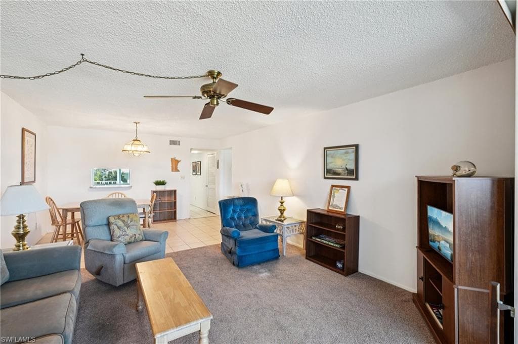 5959 Winkler RD # 305, FORT MYERS FL 33919-8