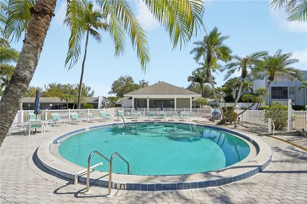 5959 Winkler RD # 305, FORT MYERS FL 33919-32