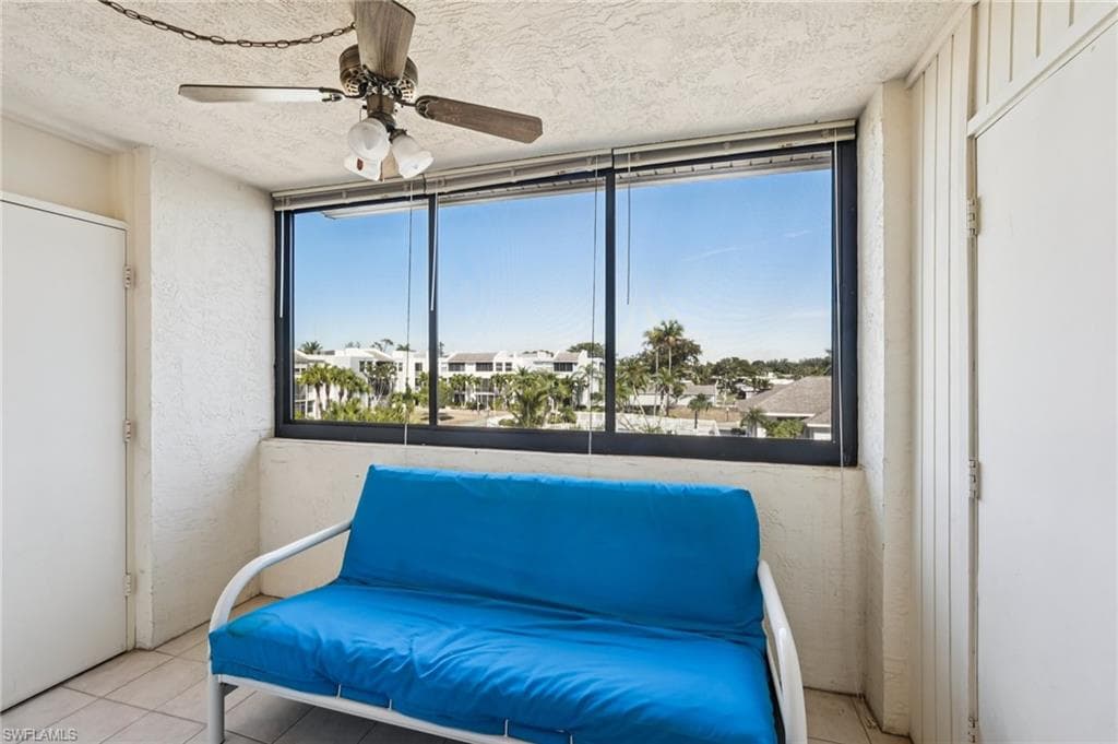 5959 Winkler RD # 305, FORT MYERS FL 33919-14