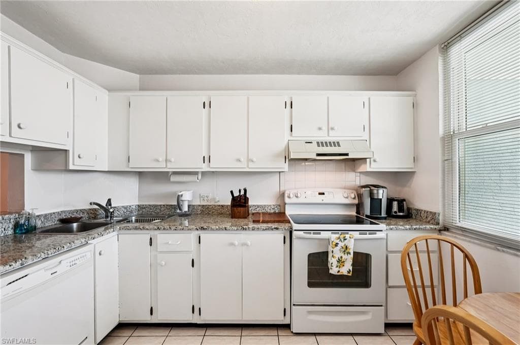 5959 Winkler RD # 305, FORT MYERS FL 33919-10