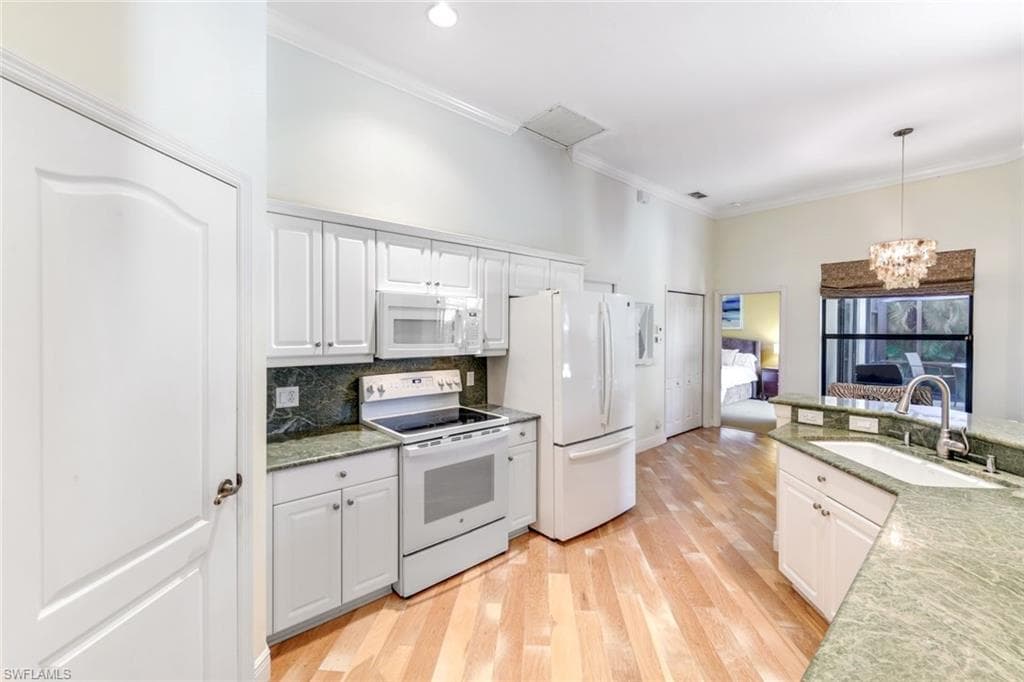 302 Sawgrass CT-14