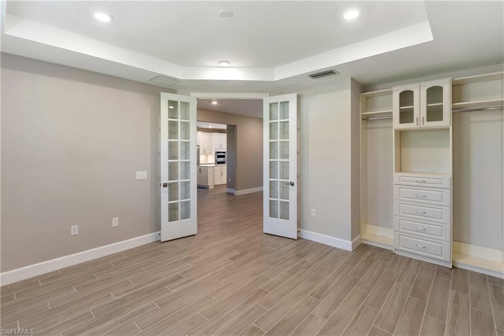 19001 Aqua Shore DR-6