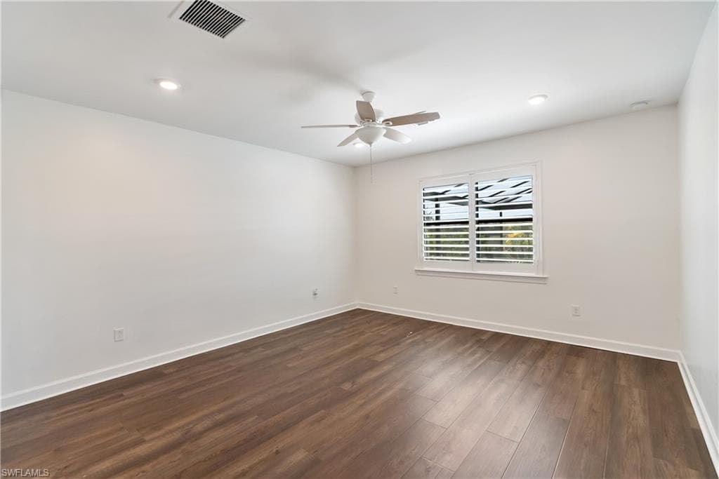 19001 Aqua Shore DR-17