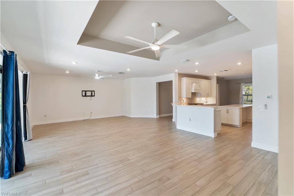 19001 Aqua Shore DR-16