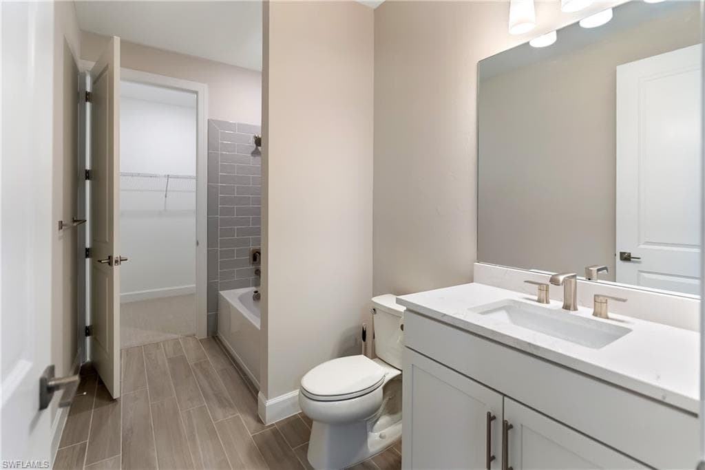 19001 Aqua Shore DR-14