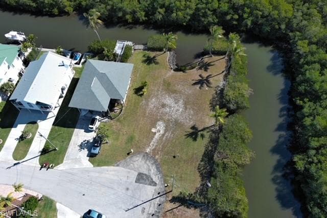 1276 Grand Canal DR, NAPLES FL 34110-12