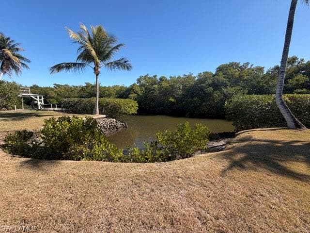 1276 Grand Canal DR, NAPLES FL 34110-3