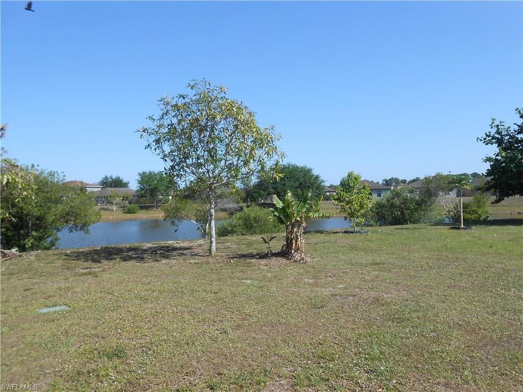 154 Shadowview CT, LEHIGH ACRES FL 33974-35