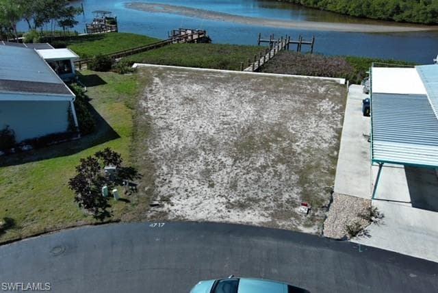 4717 Tahiti DR, BONITA SPRINGS FL 34134-4