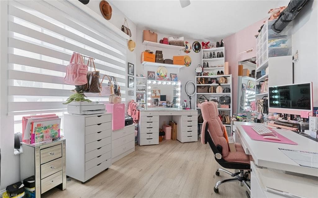 18683 Baseleg AVE, NORTH FORT MYERS FL 33917-15