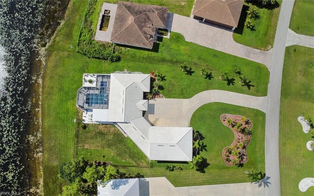 18683 Baseleg AVE, NORTH FORT MYERS FL 33917-48