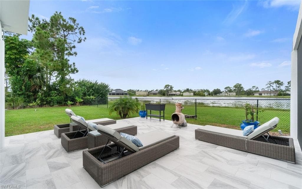 18683 Baseleg AVE, NORTH FORT MYERS FL 33917-36