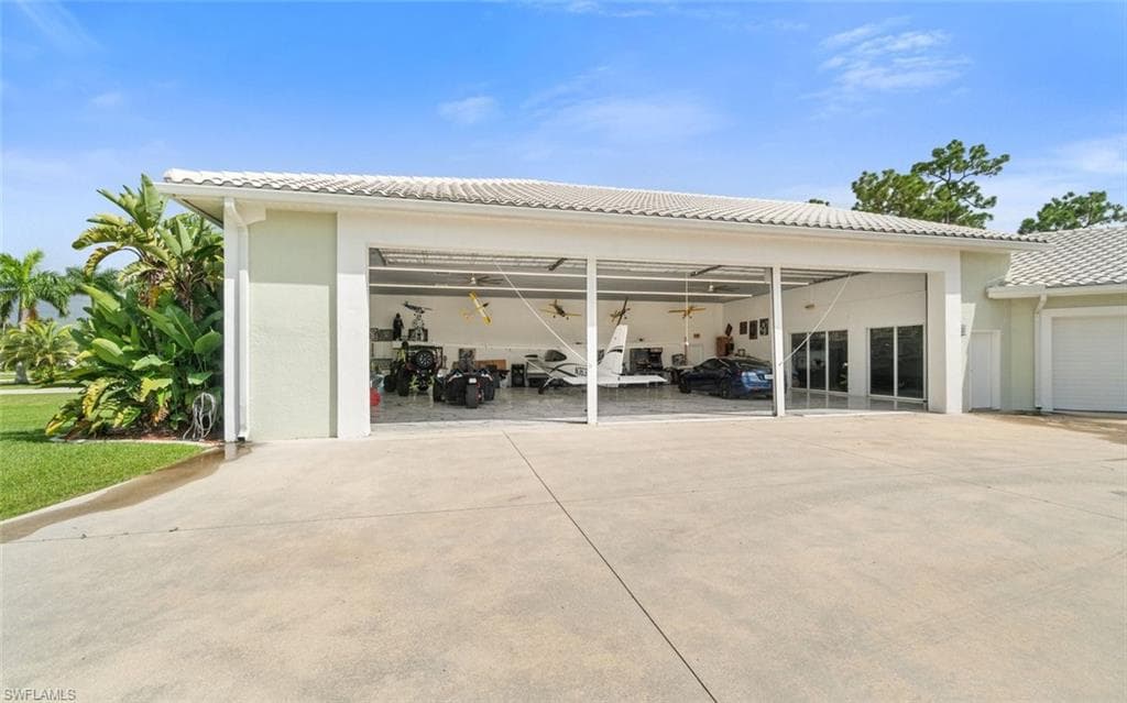 18683 Baseleg AVE, NORTH FORT MYERS FL 33917-7