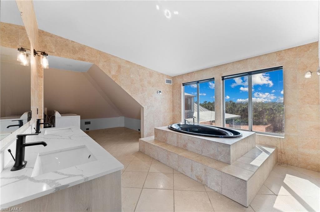 4150 Dingman DR, SANIBEL FL 33957-24
