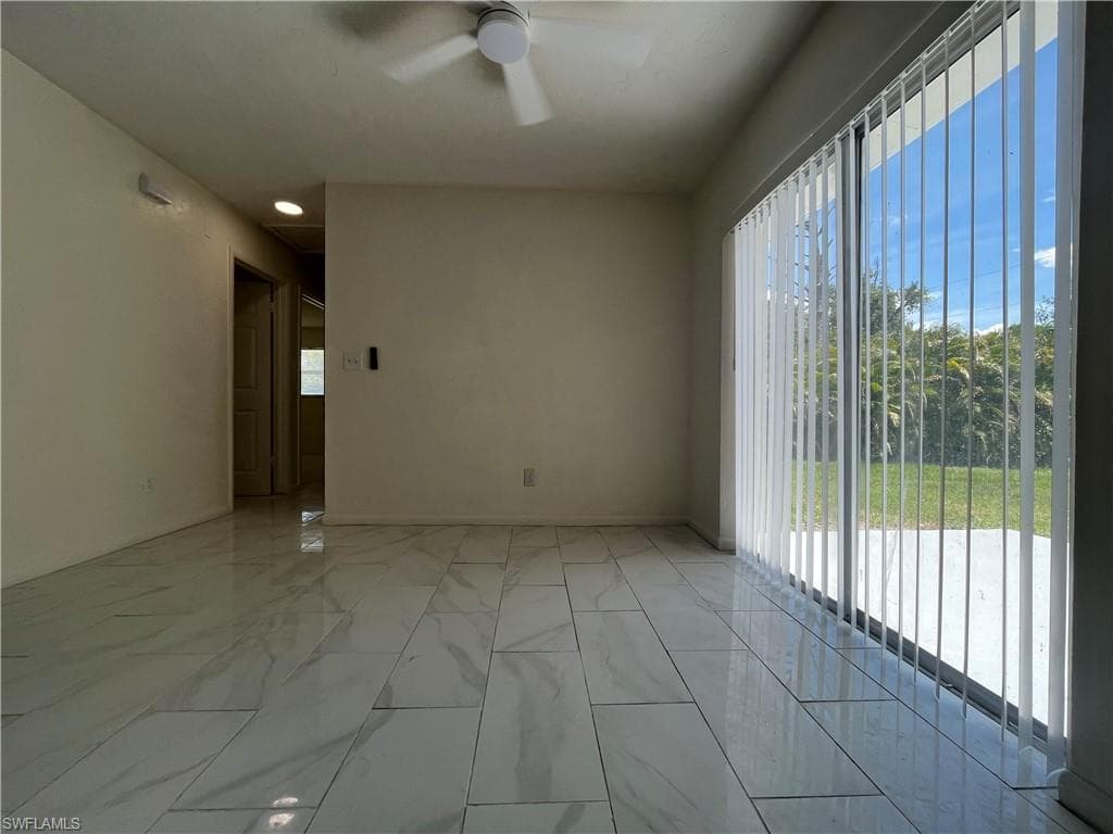 1275 Old Bridge RD, NORTH FORT MYERS FL 33917-5