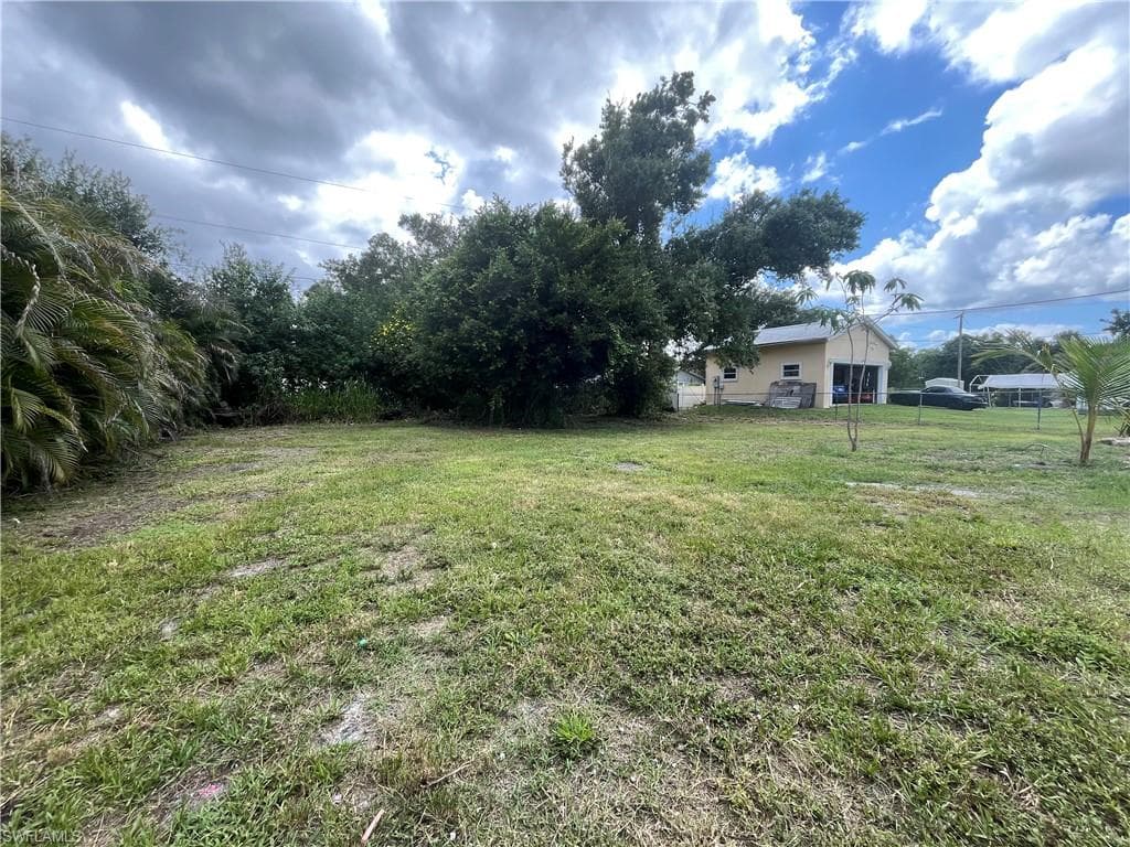 1275 Old Bridge RD, NORTH FORT MYERS FL 33917-45