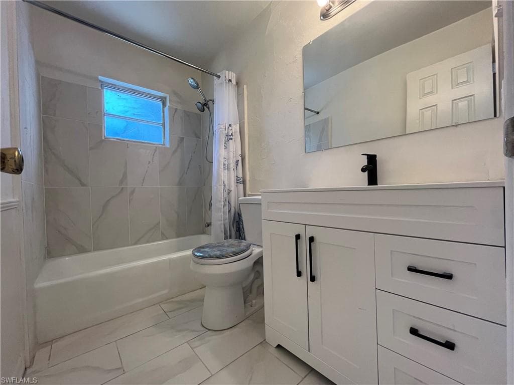 1275 Old Bridge RD, NORTH FORT MYERS FL 33917-15