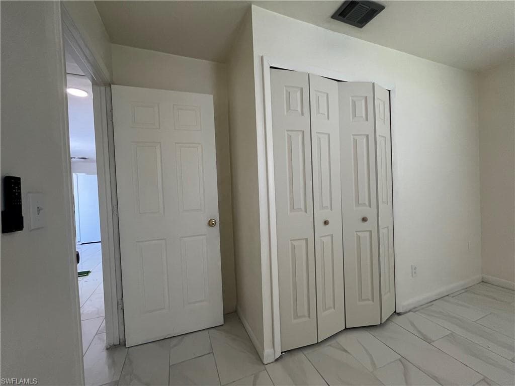1275 Old Bridge RD, NORTH FORT MYERS FL 33917-8