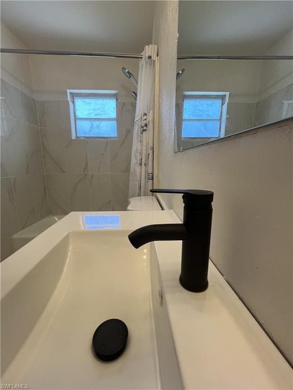 1275 Old Bridge RD, NORTH FORT MYERS FL 33917-14