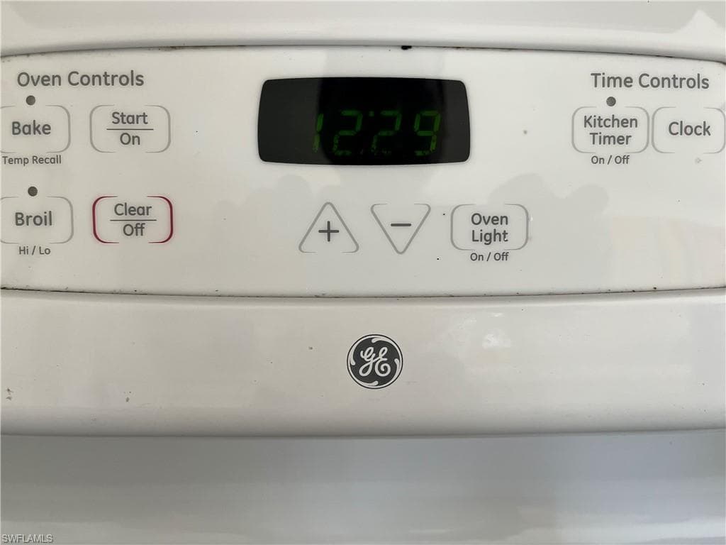 1275 Old Bridge RD, NORTH FORT MYERS FL 33917-28