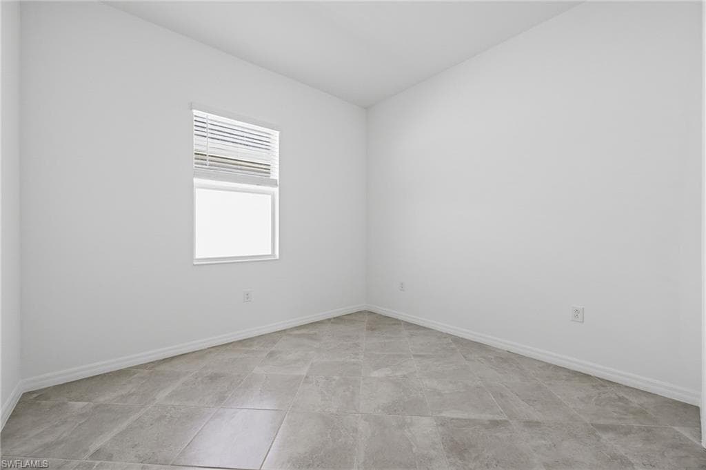 15721 Raveneli CT, FORT MYERS FL 33908-12