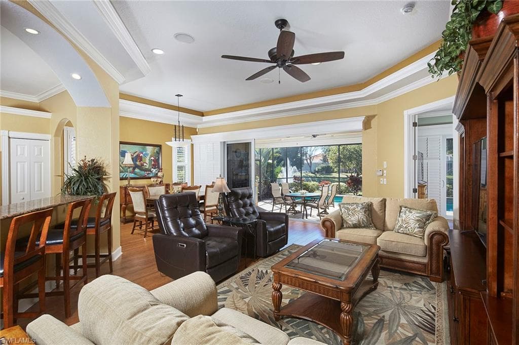 377 Mallory CT, NAPLES FL 34110-2