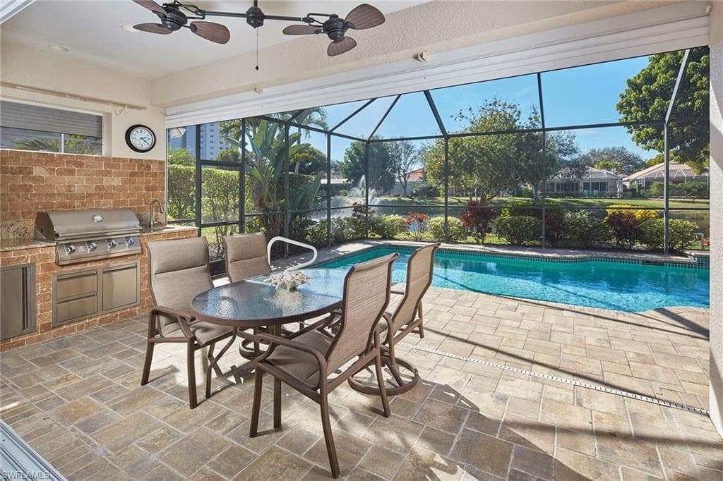 377 Mallory CT, NAPLES FL 34110-4