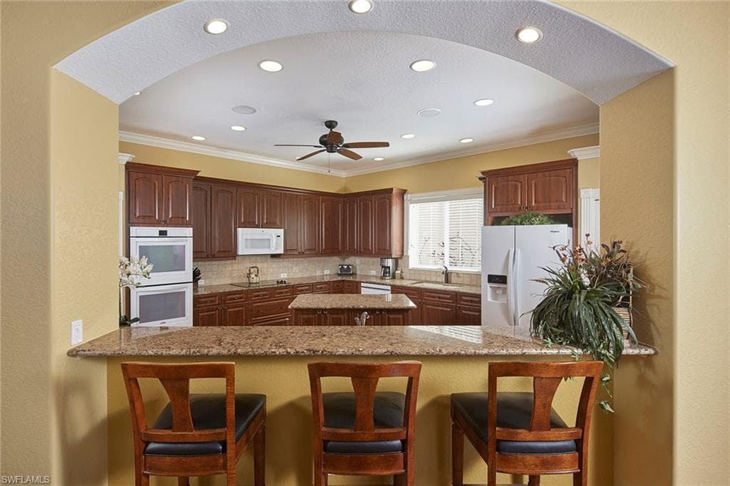 377 Mallory CT, NAPLES FL 34110-10