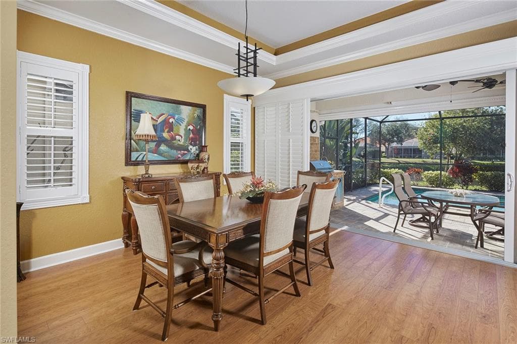 377 Mallory CT, NAPLES FL 34110-3