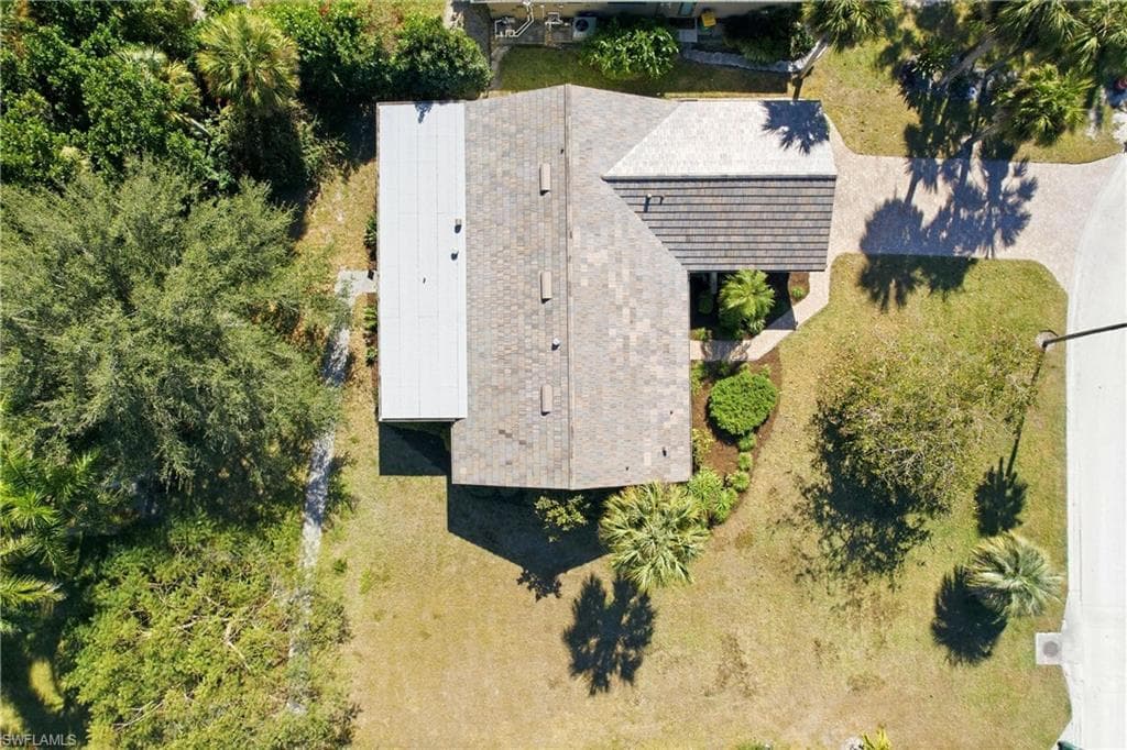 142 Old Tamiami TRL-5