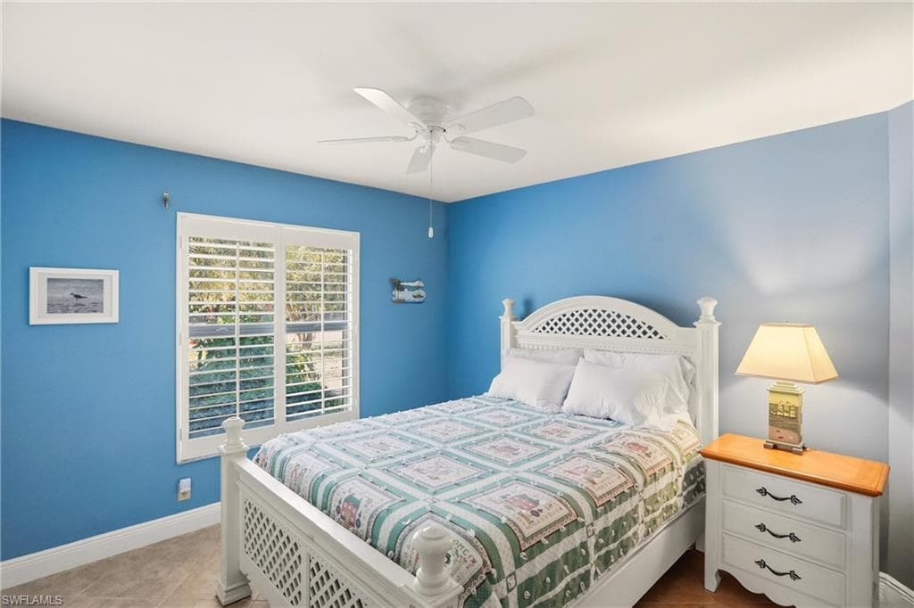 142 Old Tamiami TRL-25