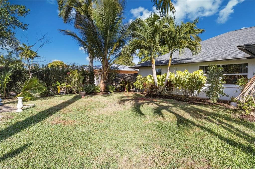 1185 Pompei LN, NAPLES FL 34103-2