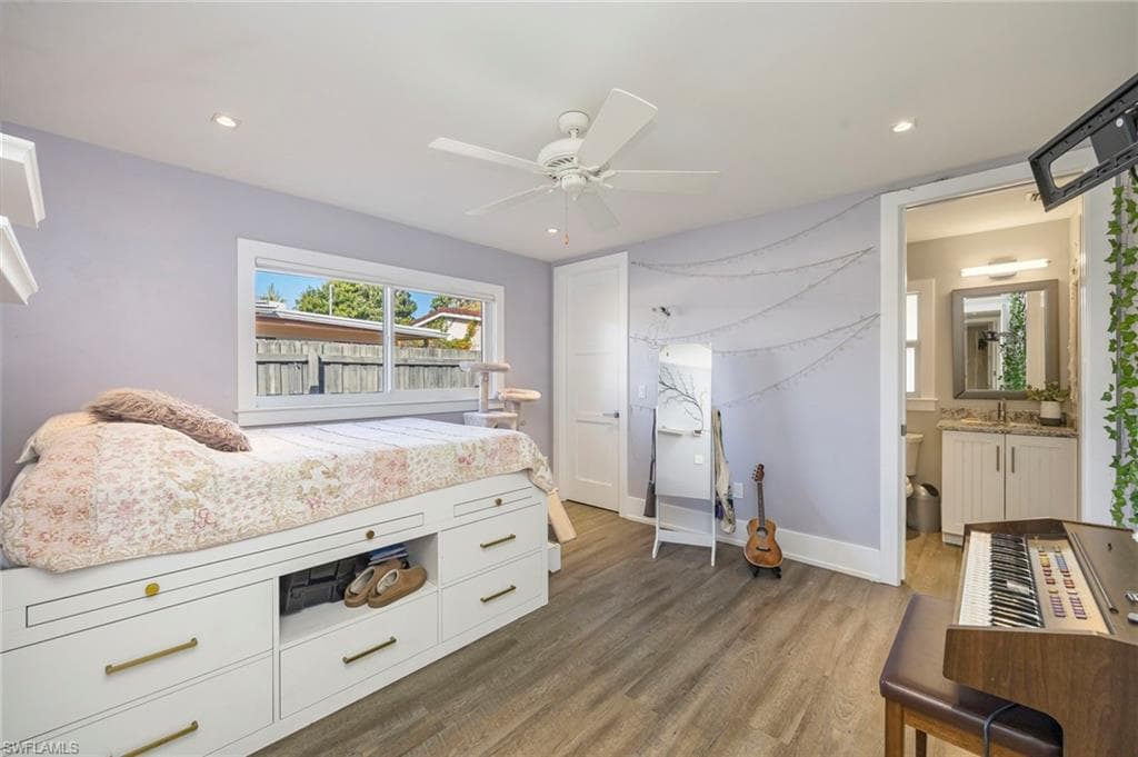 1185 Pompei LN, NAPLES FL 34103-17