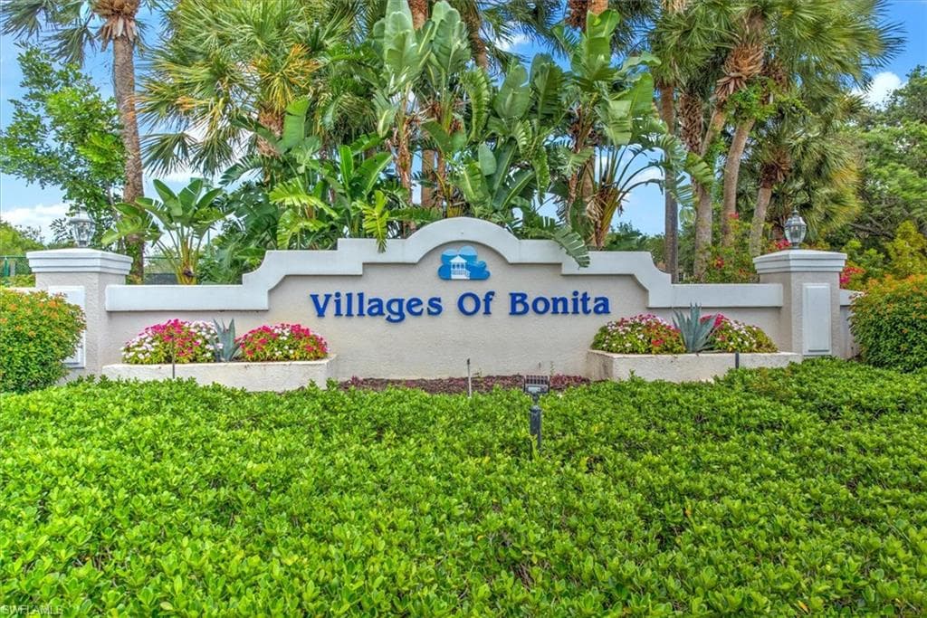 25741 Lake Amelia WAY # 202, BONITA SPRINGS FL 34135-23
