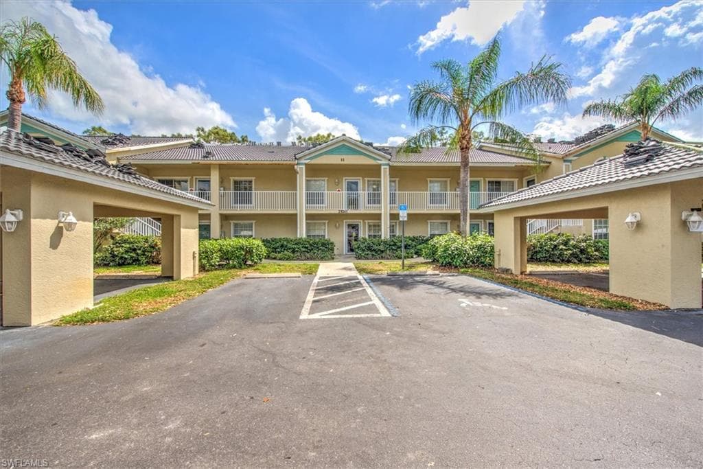 25741 Lake Amelia WAY # 202, BONITA SPRINGS FL 34135-3