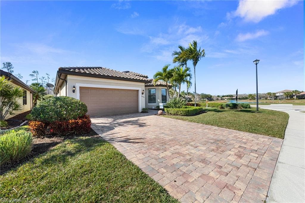 20206 Black Tree LN, ESTERO FL 33928-2
