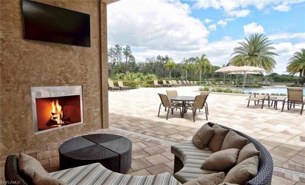 20206 Black Tree LN, ESTERO FL 33928-43